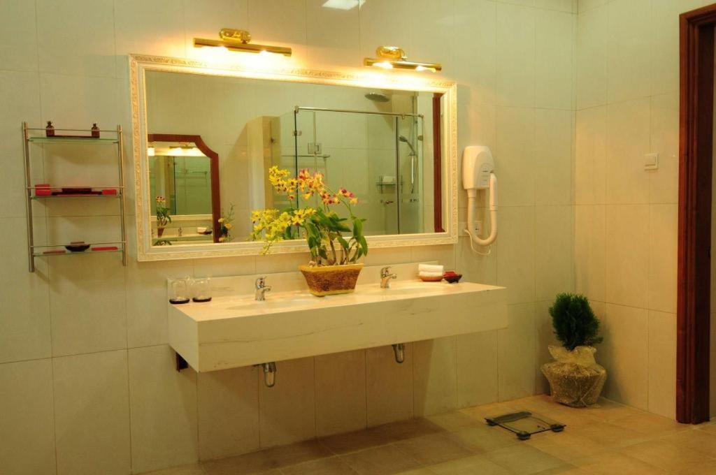Myat Taw Win Hotel Naypyidaw Εξωτερικό φωτογραφία